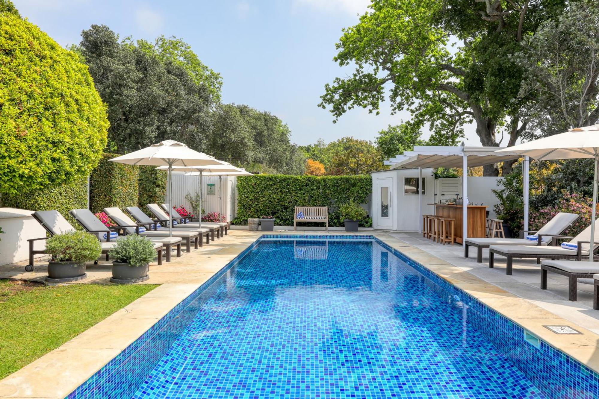 Coloniale Schumacher Luxury Retreat, Adults Only